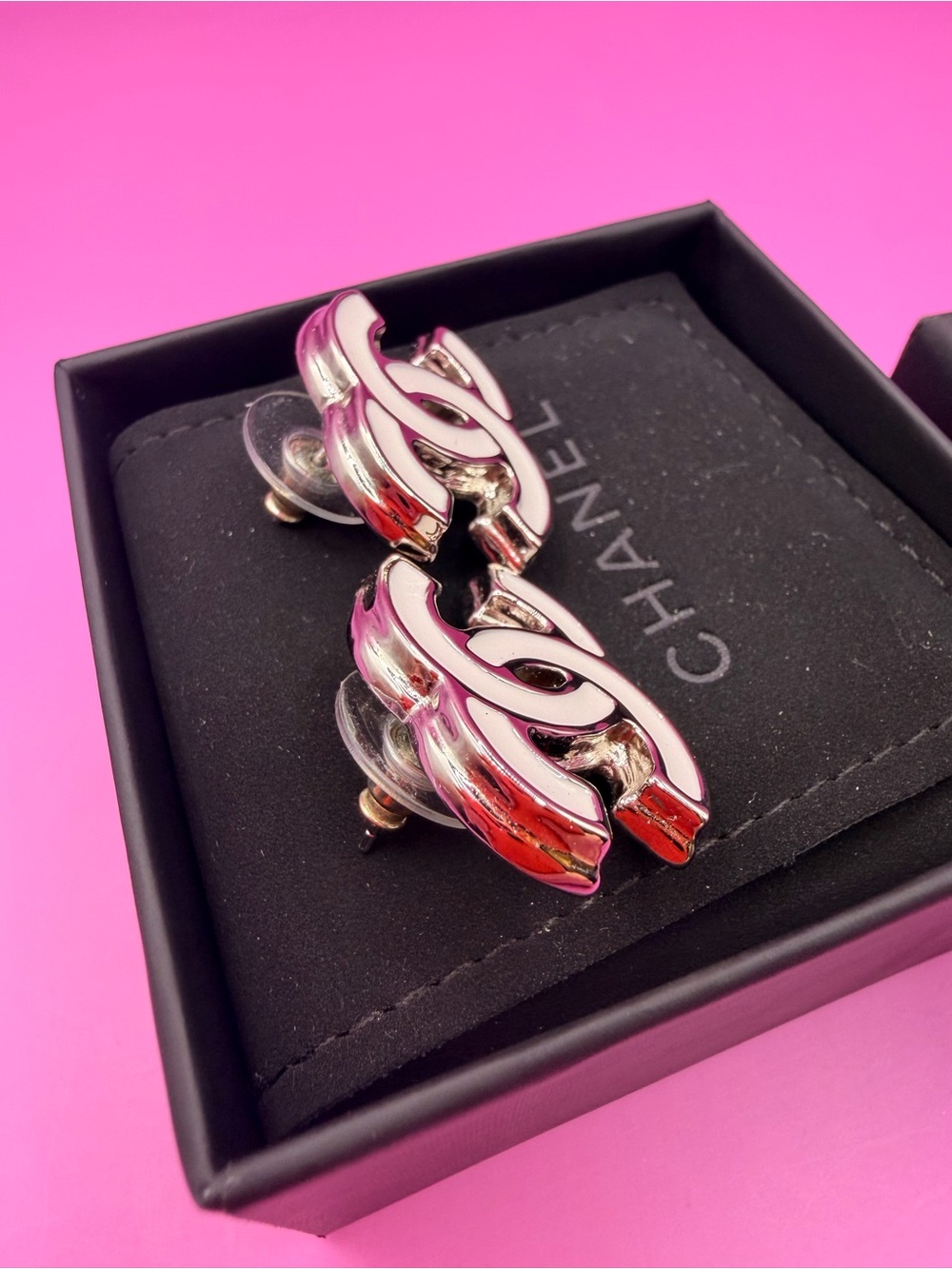 Authentic CHANEL Pink and White CC Logo Stud Earrings - Picture 4 of 6